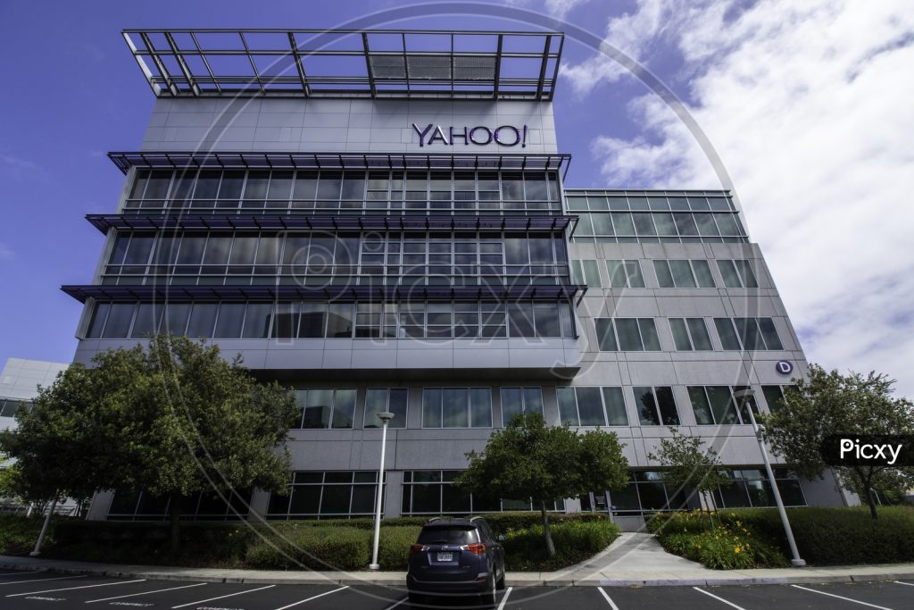 Data Engineer-Data Science Intern at Yahoo